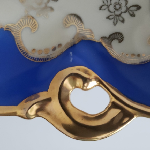 Vintage & Gold Serving or Candy Dish - Picture 3 of 3